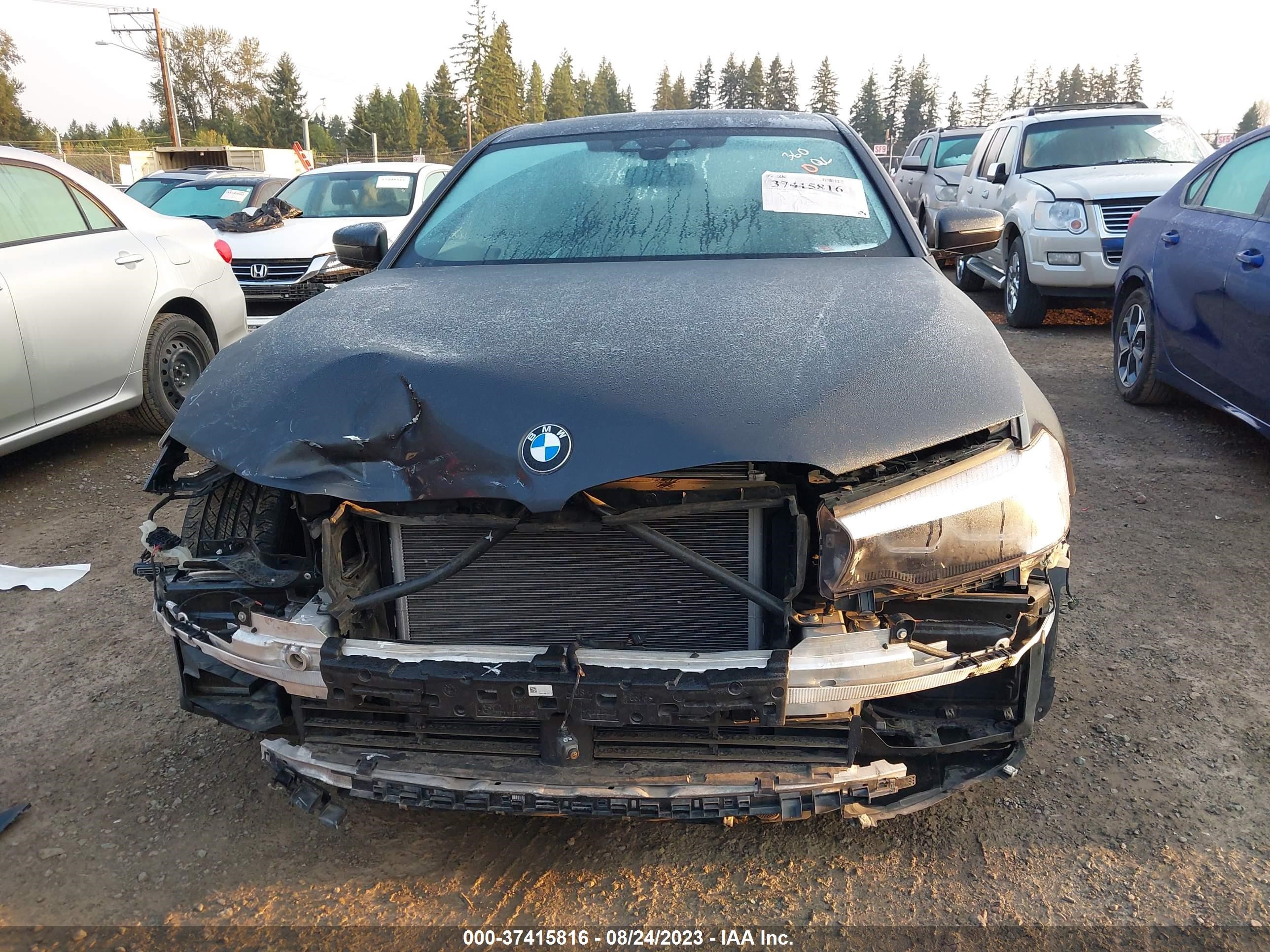 Photo 12 VIN: WBAJA7C57JWA74287 - BMW 5ER 