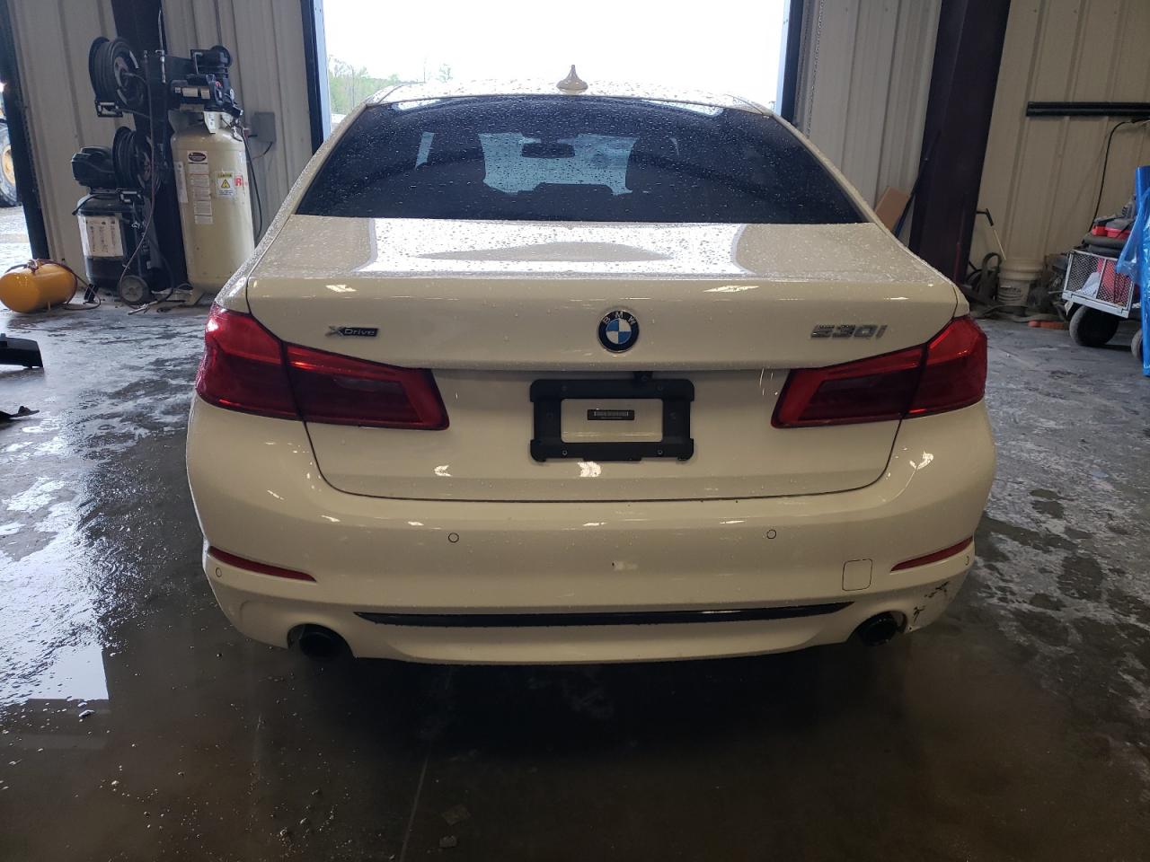 Photo 5 VIN: WBAJA7C57KWW16857 - BMW 5ER 