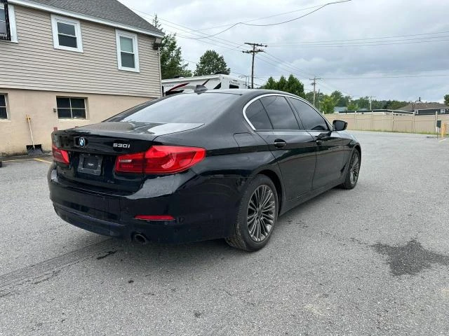 Photo 2 VIN: WBAJA7C57KWW17359 - BMW 530 XI 