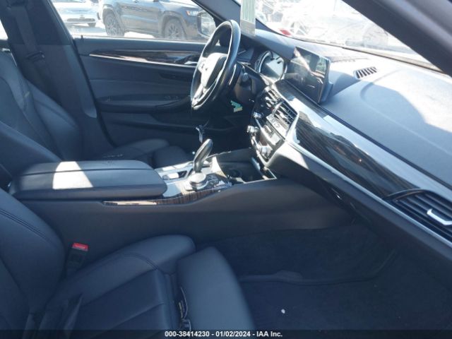 Photo 4 VIN: WBAJA7C59JWC76709 - BMW 530I 