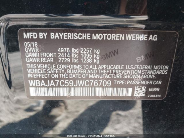 Photo 8 VIN: WBAJA7C59JWC76709 - BMW 530I 