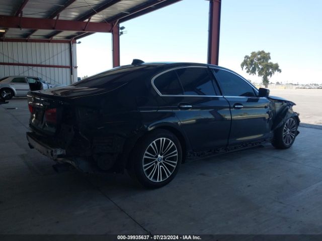 Photo 3 VIN: WBAJA7C5XJWA72727 - BMW 530I 