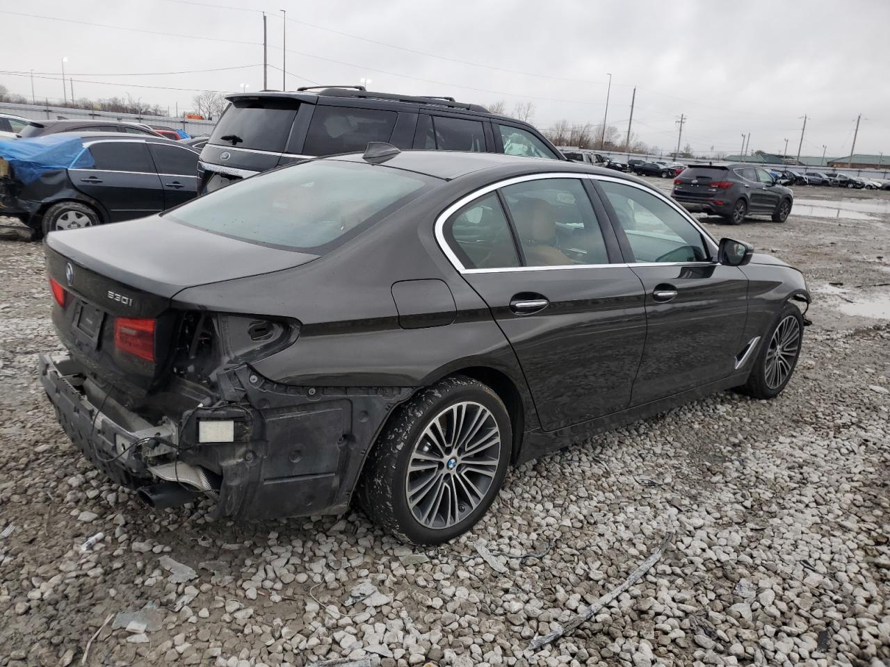 Photo 2 VIN: WBAJA7C5XJWC76606 - BMW 530 XI 