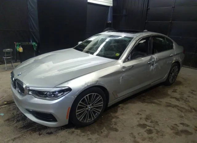 Photo 1 VIN: WBAJA7C5XKG911817 - BMW 5 SERIES 