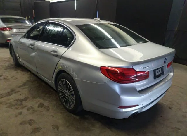 Photo 2 VIN: WBAJA7C5XKG911817 - BMW 5 SERIES 