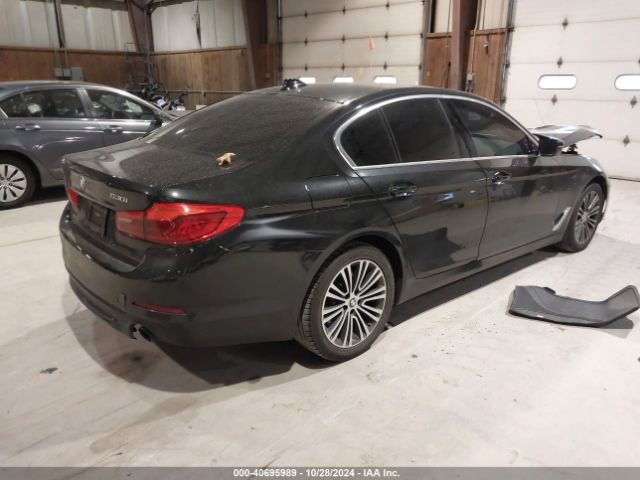 Photo 3 VIN: WBAJA7C5XKWW06632 - BMW 530I 