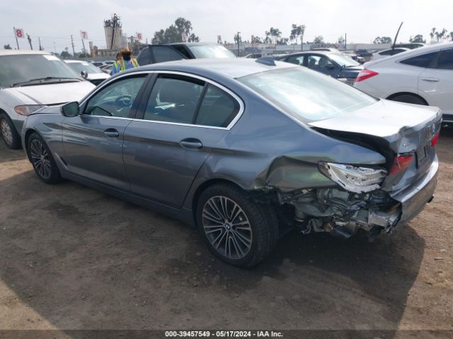 Photo 2 VIN: WBAJA7C5XKWW07408 - BMW 530I 