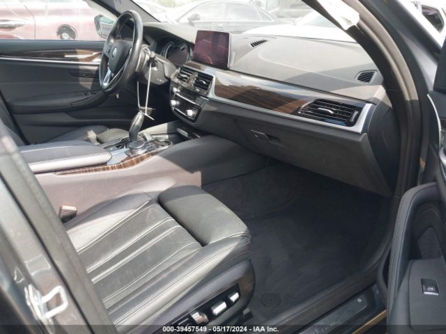 Photo 4 VIN: WBAJA7C5XKWW07408 - BMW 530I 