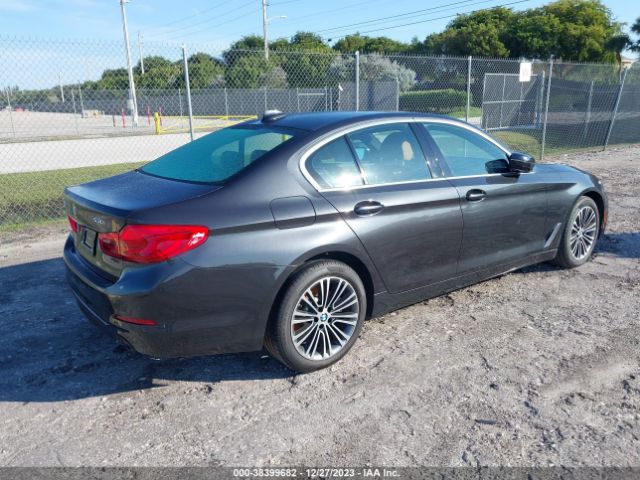 Photo 3 VIN: WBAJA7C5XKWW13239 - BMW 530I 