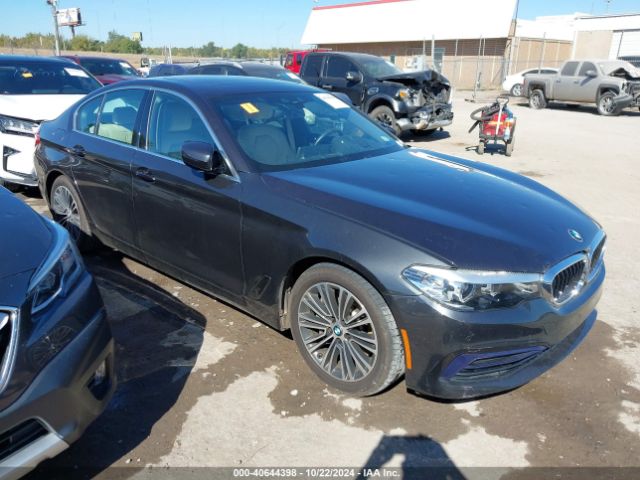 Photo 0 VIN: WBAJA7C5XKWW40215 - BMW 530I 