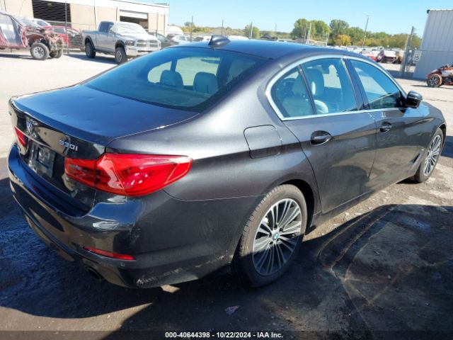 Photo 3 VIN: WBAJA7C5XKWW40215 - BMW 530I 