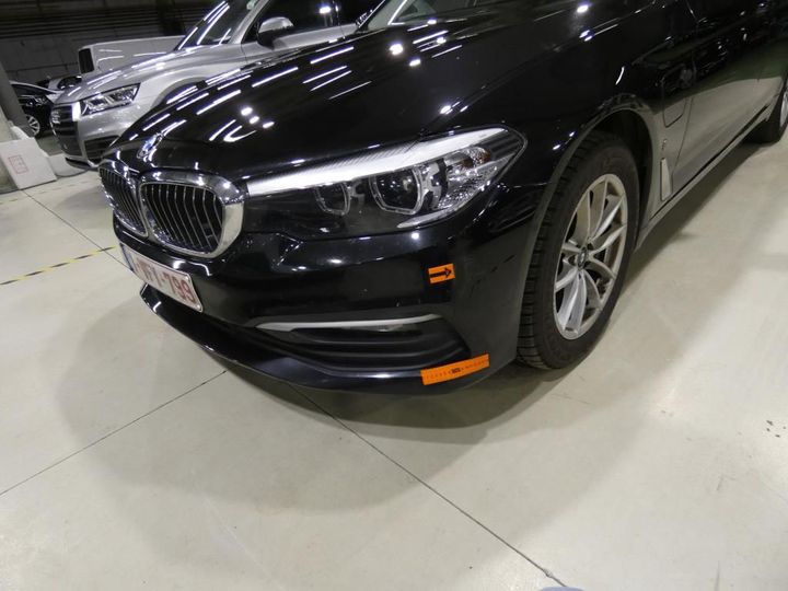 Photo 29 VIN: WBAJA91010B305738 - BMW 5 