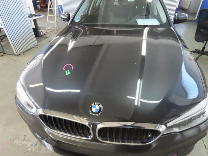 Photo 20 VIN: WBAJA91030CD89784 - BMW 530E 