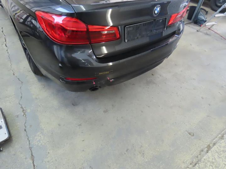 Photo 23 VIN: WBAJA91030CD89784 - BMW 530E 