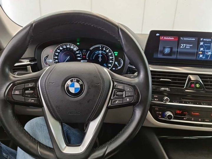 Photo 15 VIN: WBAJA91080B032538 - BMW 530E 