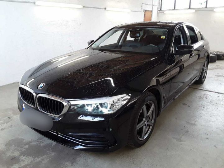 Photo 1 VIN: WBAJA910X0CD36452 - BMW 530E 