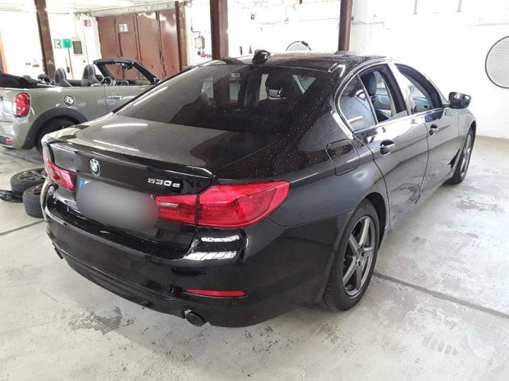 Photo 3 VIN: WBAJA910X0CD36452 - BMW 530E 