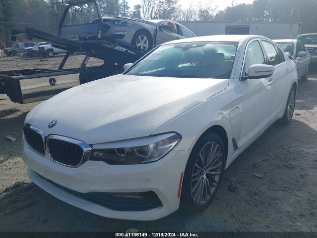 Photo 1 VIN: WBAJA9C50JG622925 - BMW 530E 