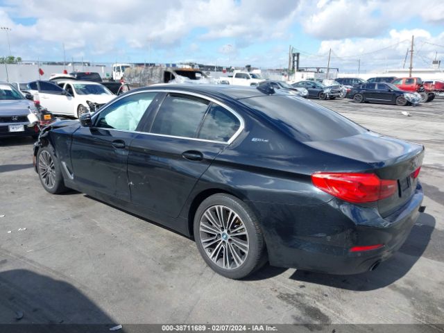 Photo 2 VIN: WBAJA9C50KB254079 - BMW 530E 