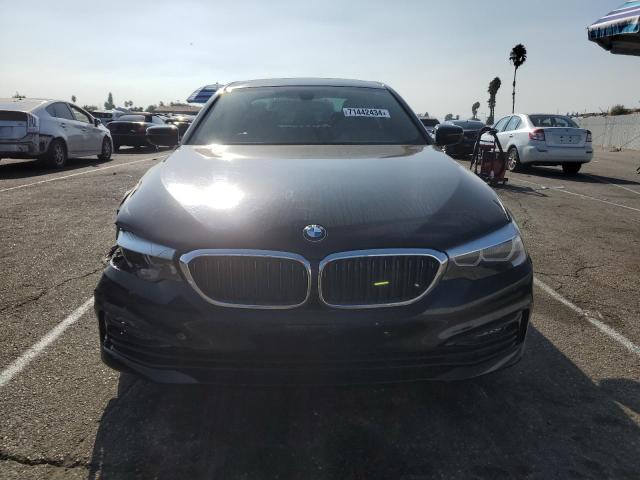 Photo 4 VIN: WBAJA9C51JB252064 - BMW 530E 