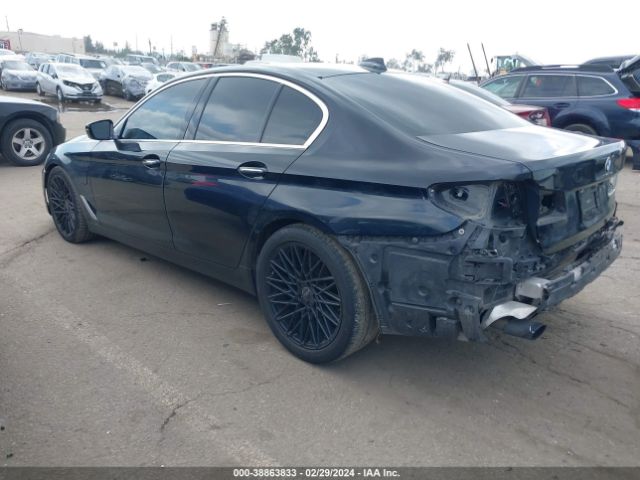 Photo 2 VIN: WBAJA9C51JB253408 - BMW 530E 