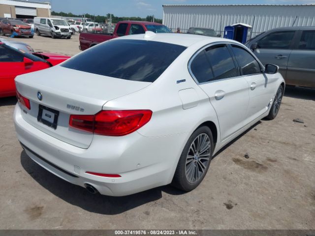 Photo 3 VIN: WBAJA9C51KB389412 - BMW 530E 