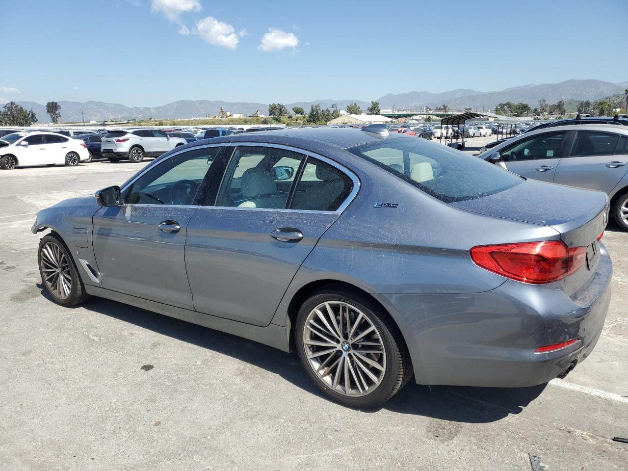 Photo 1 VIN: WBAJA9C51KB393394 - BMW 5ER 