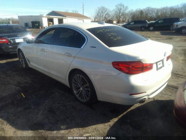 Photo 2 VIN: WBAJA9C52JB034036 - BMW 5 SERIES 