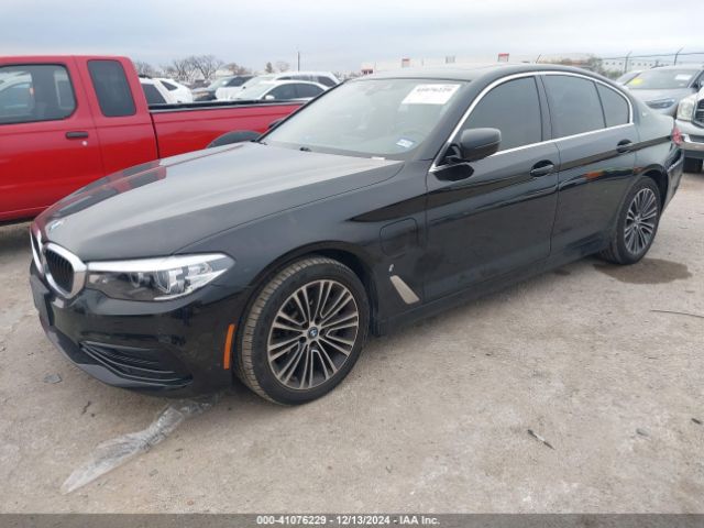 Photo 1 VIN: WBAJA9C52KB388561 - BMW 530E 