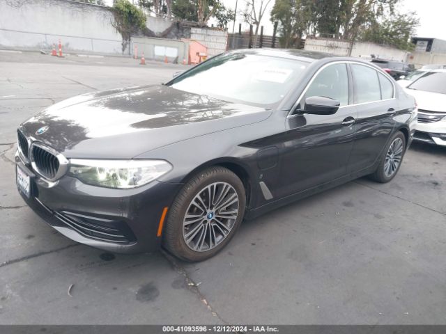 Photo 1 VIN: WBAJA9C52KB389791 - BMW 530E 