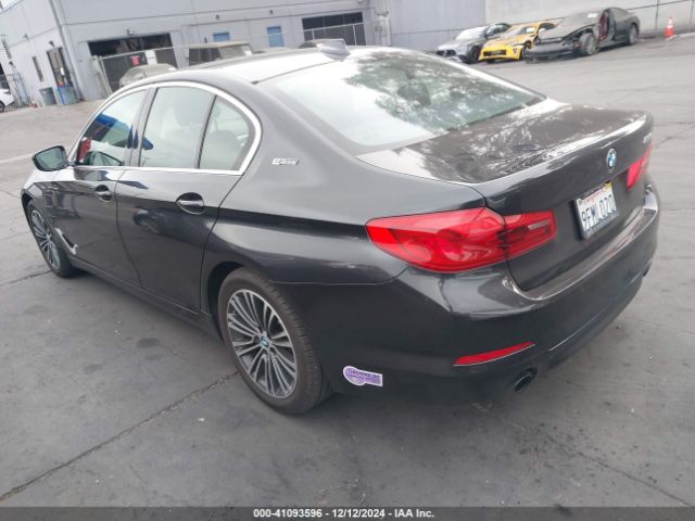 Photo 2 VIN: WBAJA9C52KB389791 - BMW 530E 