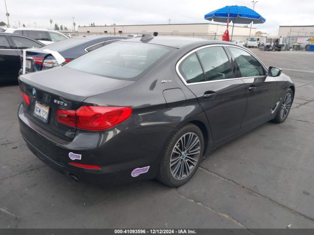 Photo 3 VIN: WBAJA9C52KB389791 - BMW 530E 