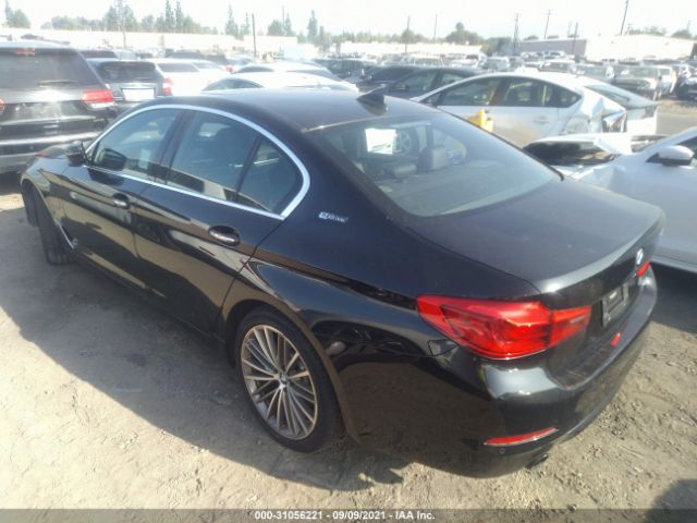 Photo 2 VIN: WBAJA9C53JB033591 - BMW 5 SERIES 