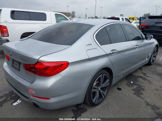 Photo 3 VIN: WBAJA9C53JB249148 - BMW 530E 