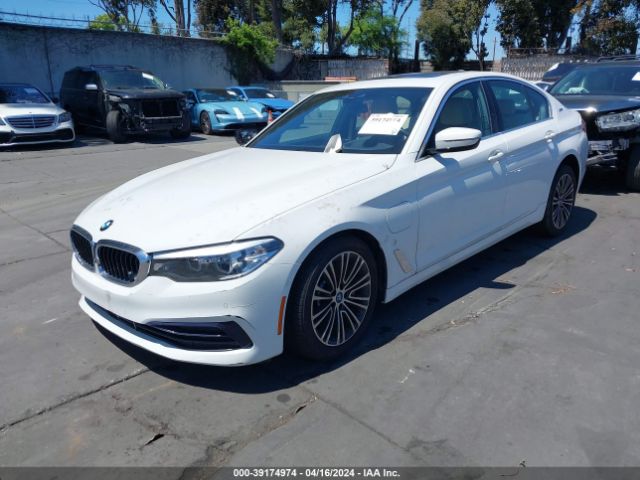 Photo 1 VIN: WBAJA9C53KB254044 - BMW 530E 