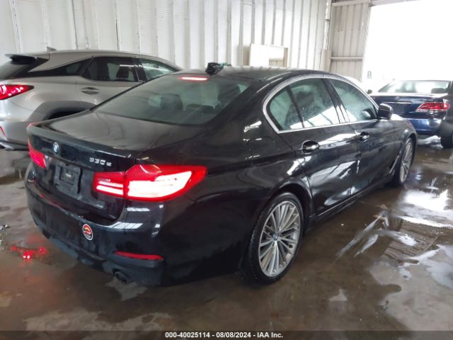 Photo 3 VIN: WBAJA9C54JB251510 - BMW 530E 