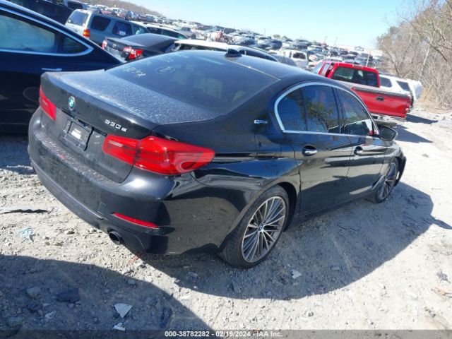 Photo 3 VIN: WBAJA9C54JB251622 - BMW 530E 