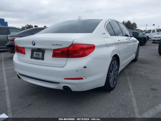 Photo 3 VIN: WBAJA9C54KB389114 - BMW 530E 