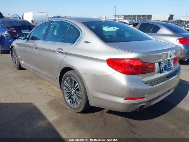 Photo 2 VIN: WBAJA9C55JB253573 - BMW 530E 