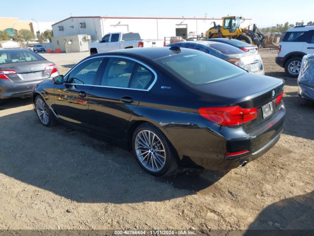 Photo 2 VIN: WBAJA9C55KB389882 - BMW 530E 