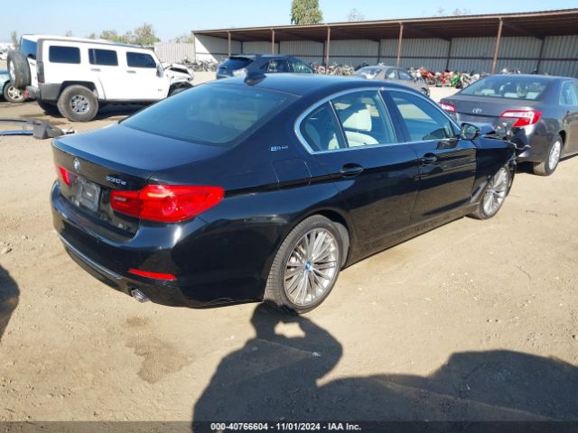 Photo 3 VIN: WBAJA9C55KB389882 - BMW 530E 