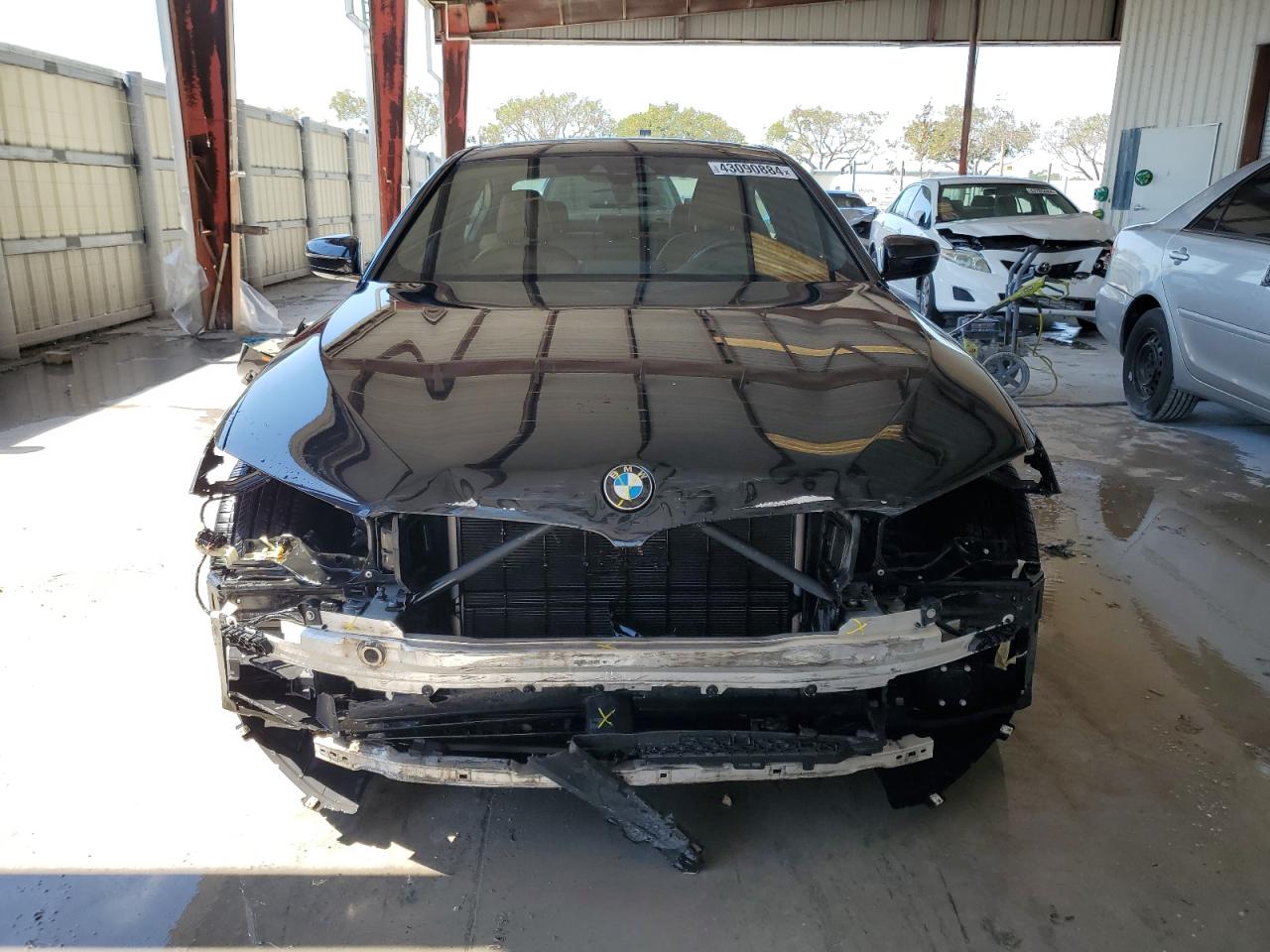 Photo 4 VIN: WBAJA9C55KB399313 - BMW 5ER 