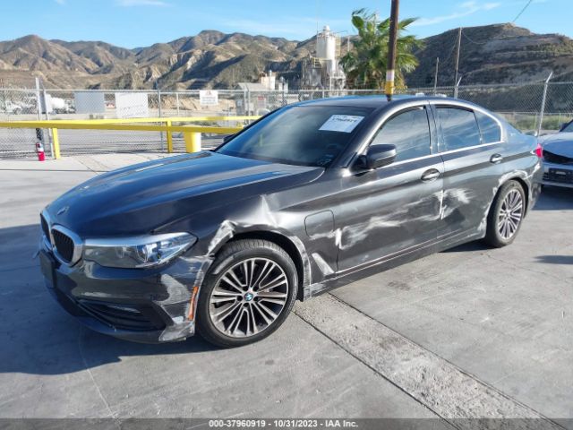 Photo 1 VIN: WBAJA9C56JB250875 - BMW 530E 