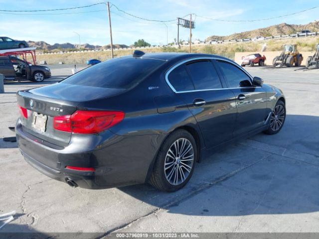 Photo 3 VIN: WBAJA9C56JB250875 - BMW 530E 