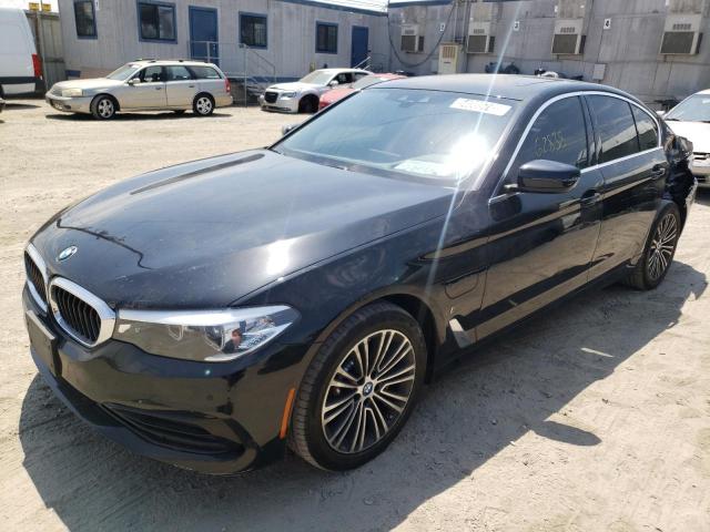 Photo 1 VIN: WBAJA9C56KB391804 - BMW 530E 