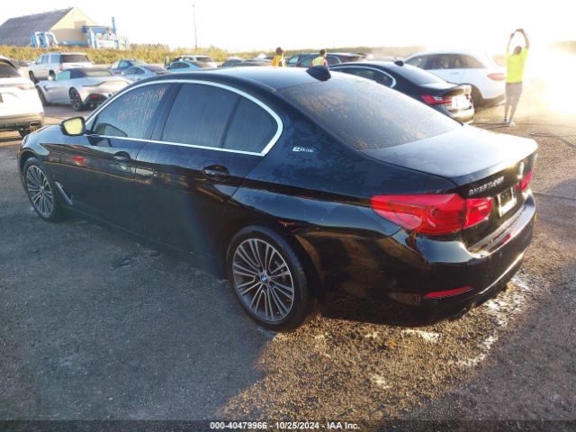 Photo 2 VIN: WBAJA9C56KB398641 - BMW 530E 