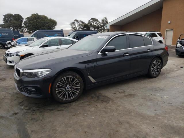 Photo 0 VIN: WBAJA9C57JB032735 - BMW 530E 