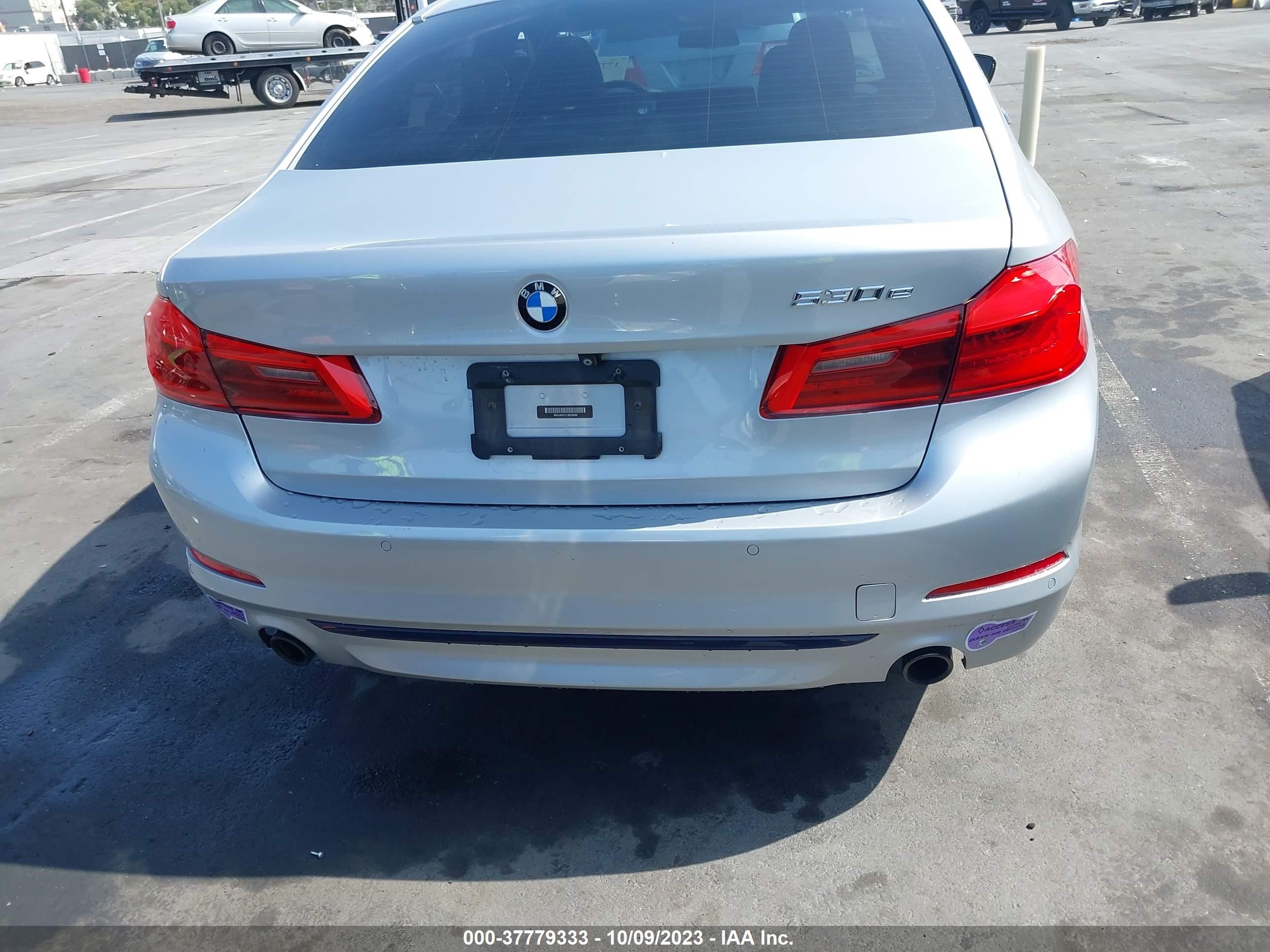 Photo 15 VIN: WBAJA9C57JB249668 - BMW 5 SERIES 