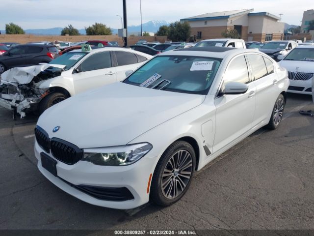 Photo 1 VIN: WBAJA9C57KB389625 - BMW 530E 