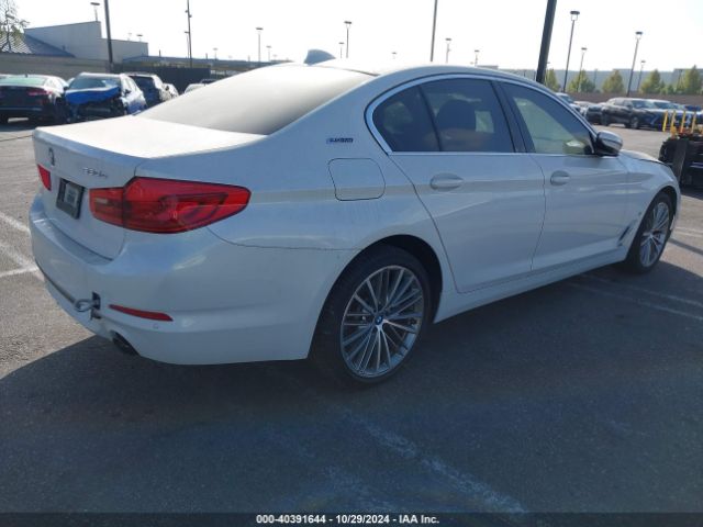 Photo 3 VIN: WBAJA9C57KB393772 - BMW 530E 